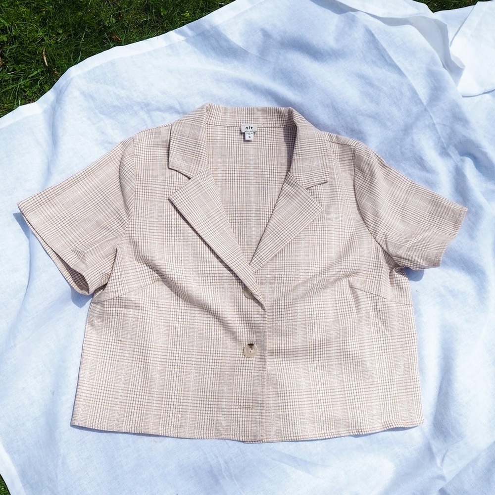 NLT Womens Cropped Plaid Short Sleeve Blazer Button Up Top Size Medium